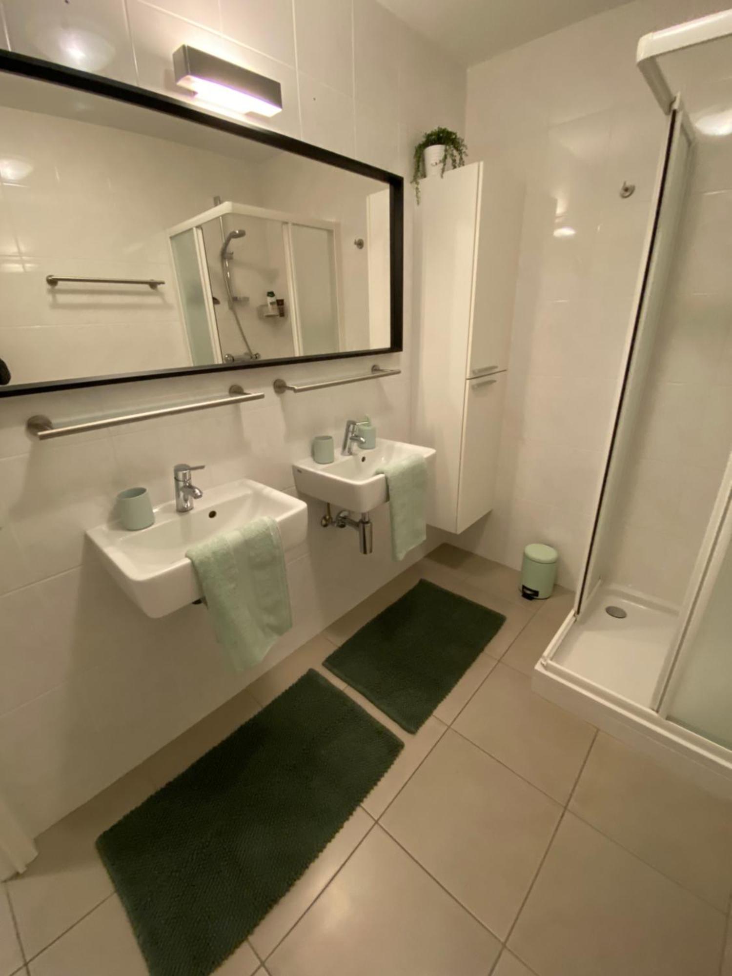 Gezellig Modern Appartement Met Optie Garagebox En In De Buurt Van Strand, Winkels En Restaurants Остенде Екстериор снимка